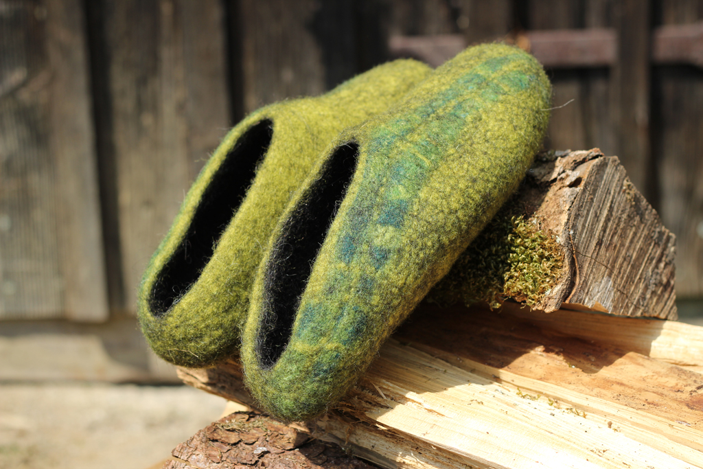 Schuhe in Grün